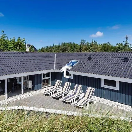Ve195-vejers-strand-nordvej-17-b * Vejers Strand